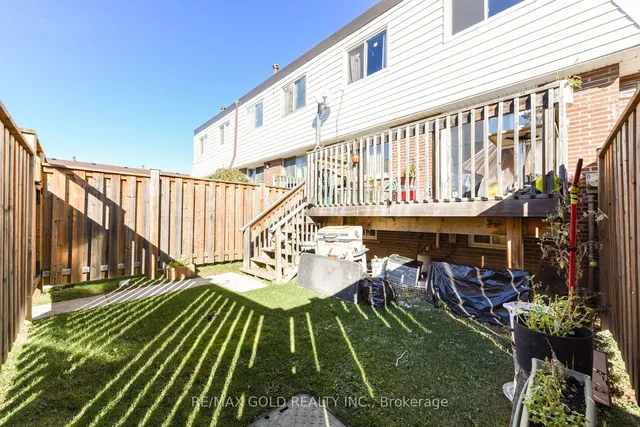 Additional image 33 of 7500 Goreway Dr Unit 35