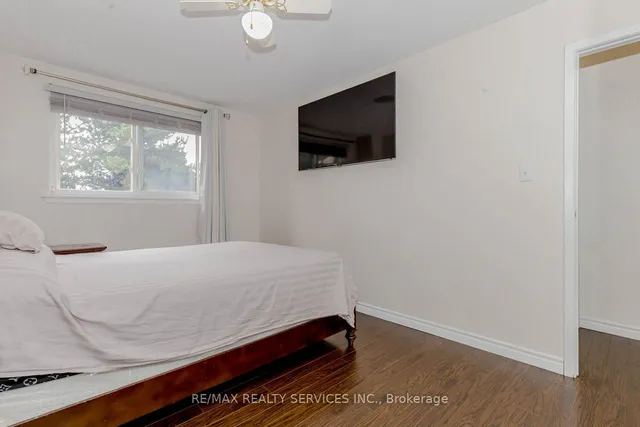 Additional image 30 of 82 Guildford Cres Unit 82