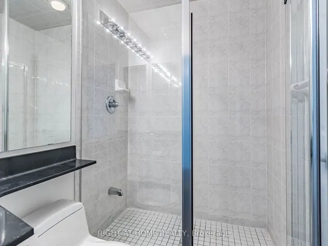 Additional image 19 of 70 Absolute Ave Unit 1606