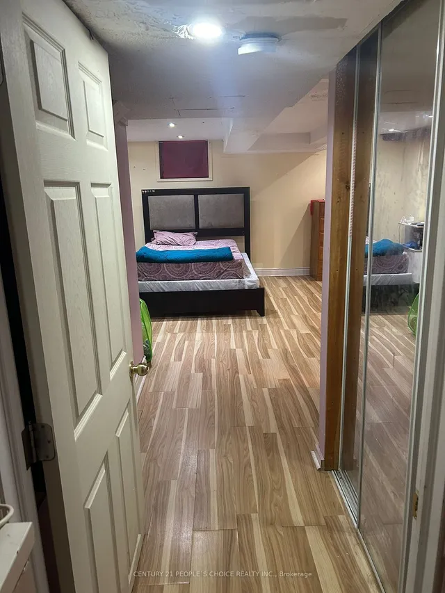 Additional image 31 of 7560 Goreway Dr Unit 24