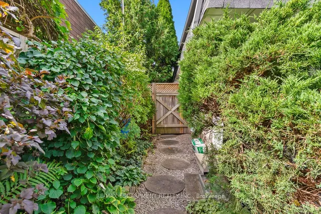 Additional image 38 of 1180 Falgarwood Dr