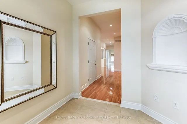 Additional image 8 of 71 Louvain Dr