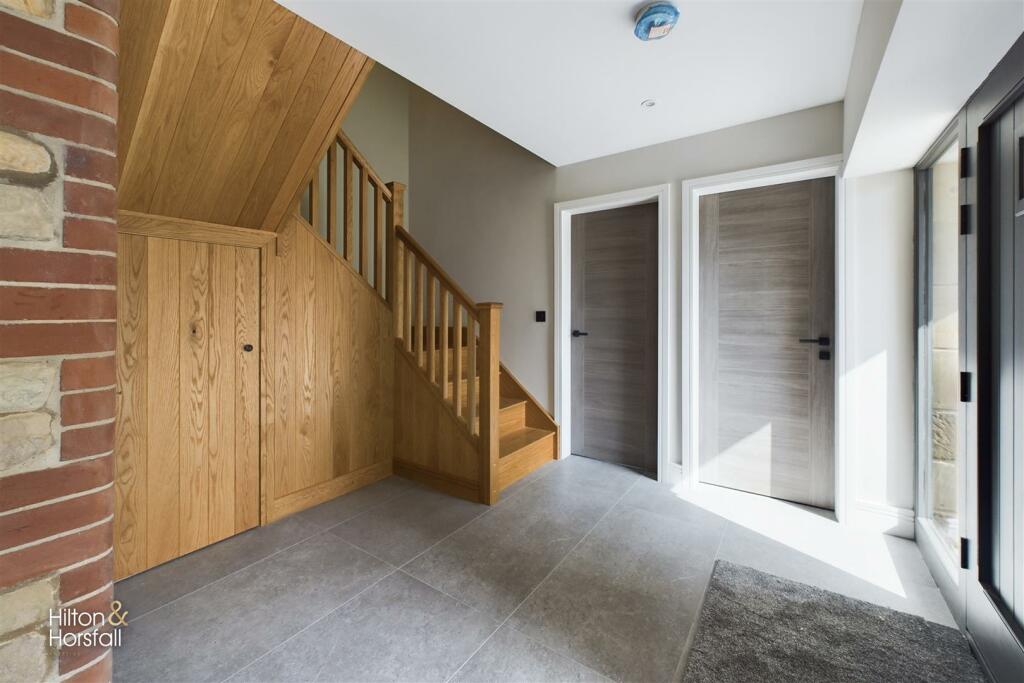 Additional image 19 of Rycroft Dairy, Wheatley Lane Road, Fence