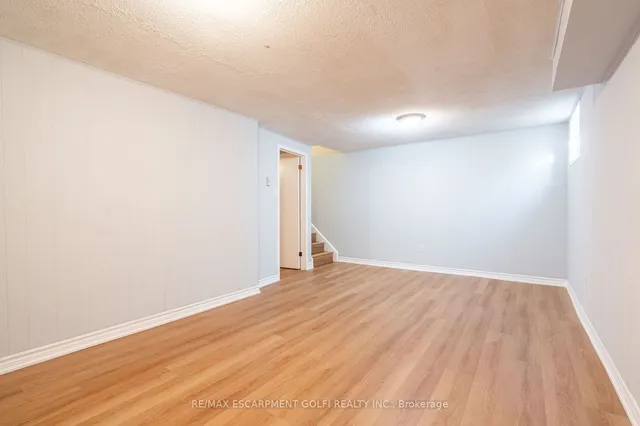 Additional image 17 of 586 Renforth Dr Unit 40