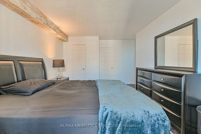 Additional image 29 of 5 Lisa St Unit 1002