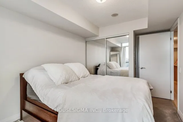 Additional image 5 of 5 Valhalla Inn Rd Unit 809