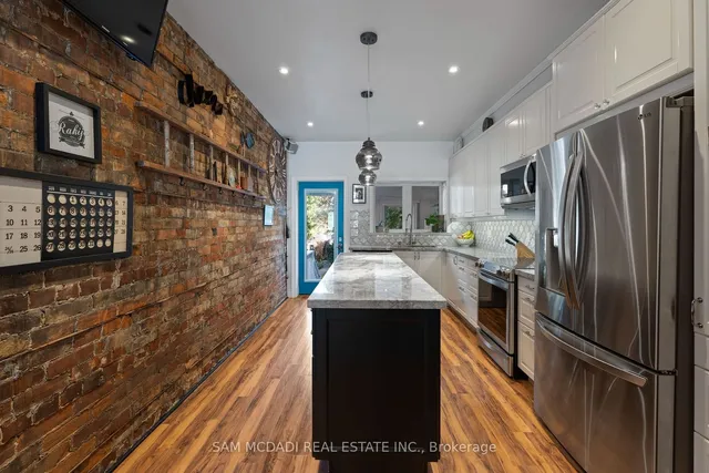 Additional image 13 of 951 Dundas St