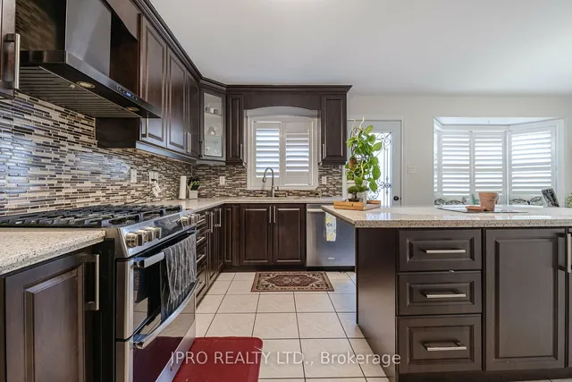 Additional image 17 of 49 Australia Dr