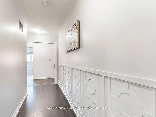 Additional image 32 of 14 Canary Clse