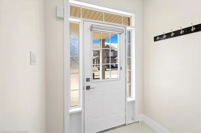 Additional image 15 of 904 Oasis Dr