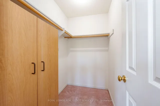 Additional image 30 of 2104 Laurelwood Dr