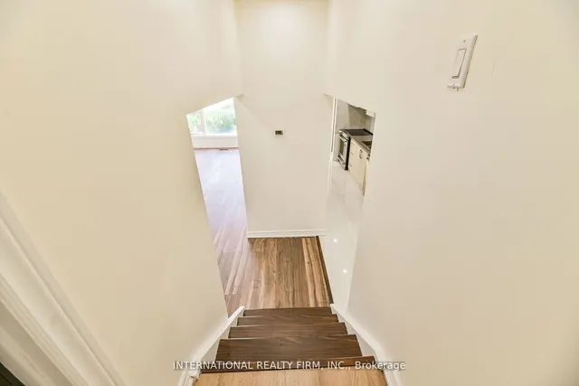 Additional image 19 of 43 Mallard Cres