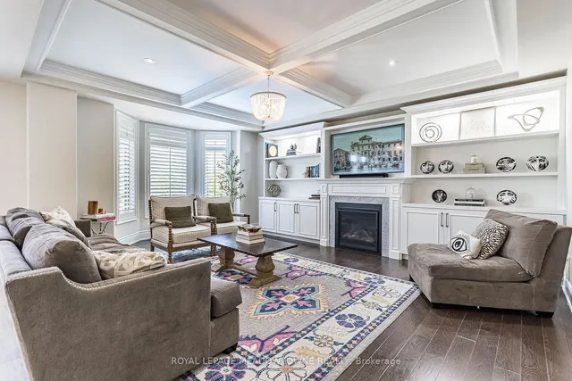 Additional image 8 of 21 Provost Tr