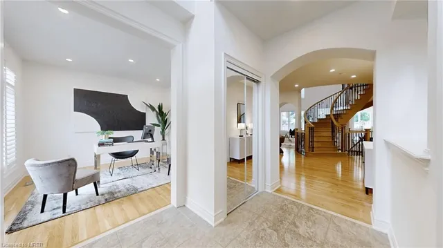 Additional image 21 of 2238 Lyndhurst Dr