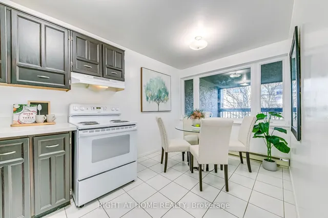 Additional image 9 of 1055 Dundas St Unit 202