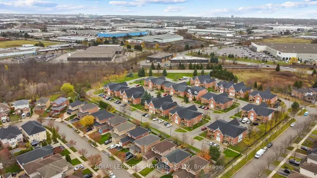 Additional image 32 of 4140 Foxwood Dr Unit 701