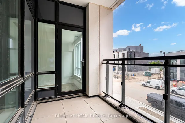 Additional image 23 of 405 Dundas St Unit 215