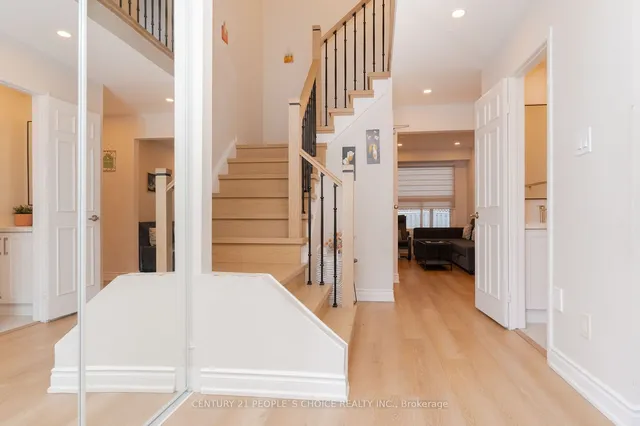 Additional image 4 of 362 Kingsbridge Garden Circ