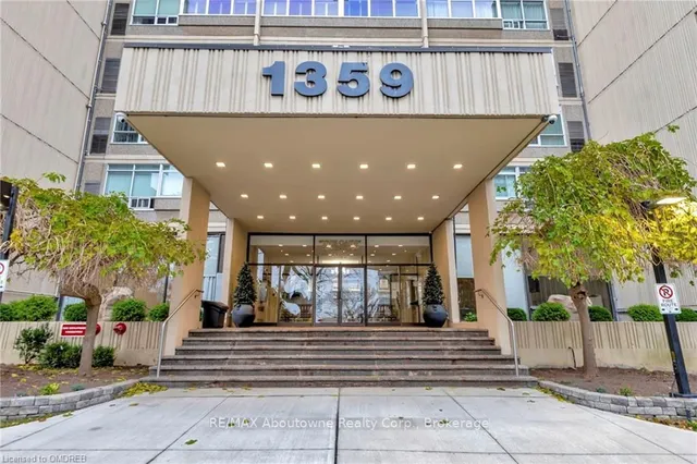 Additional image 3 of 1359 WHITE OAKS Blvd Unit 202