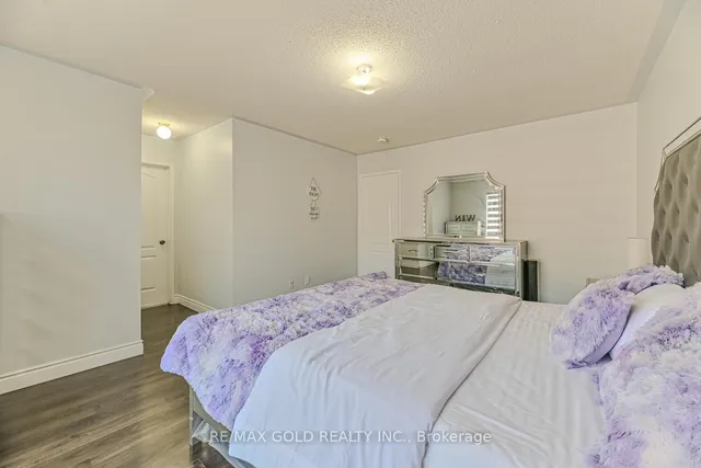 Additional image 15 of 24 Earth Star Tr