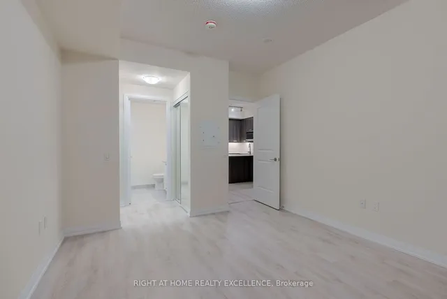 Additional image 12 of 35 Watergarden Dr Unit 2013