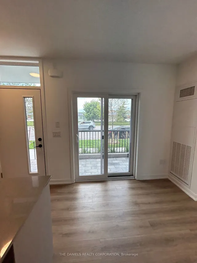 Additional image 5 of 20 Lagerfeld Dr Unit 006