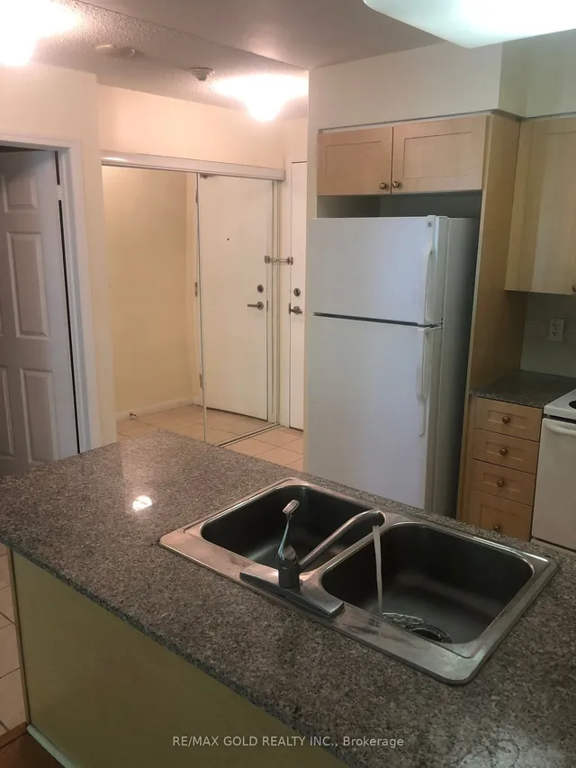 Additional image 16 of 5940 yonge St Unit 211