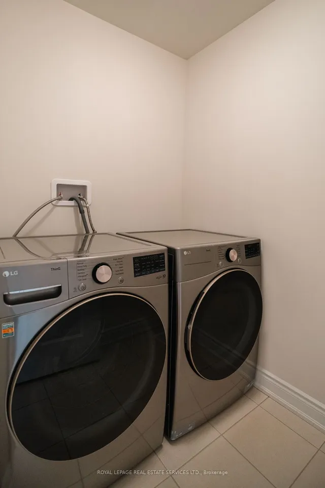 Additional image 31 of 3321 Sixth Line