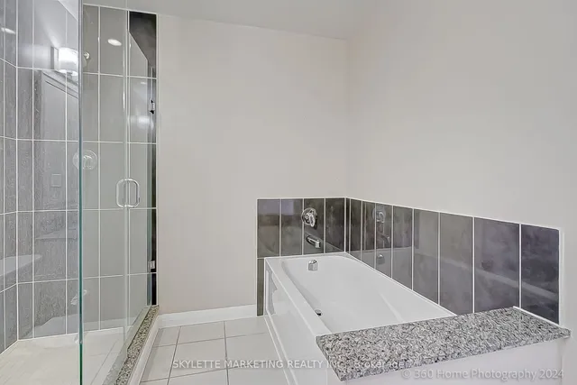 Additional image 36 of 55 Eglinton Ave Unit 111