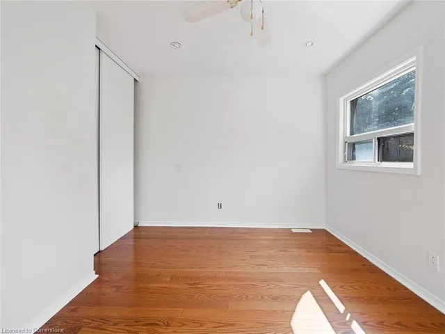 Additional image 27 of 165 Cavendish Crt