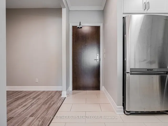 Additional image 8 of 100 John St Unit 2103