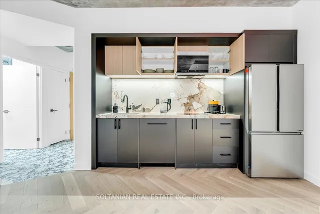 Additional image 7 of 55 Bremner Blvd Unit 1810