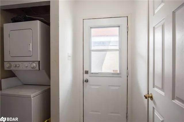 Additional image 10 of 8 Grand Rapids Sq