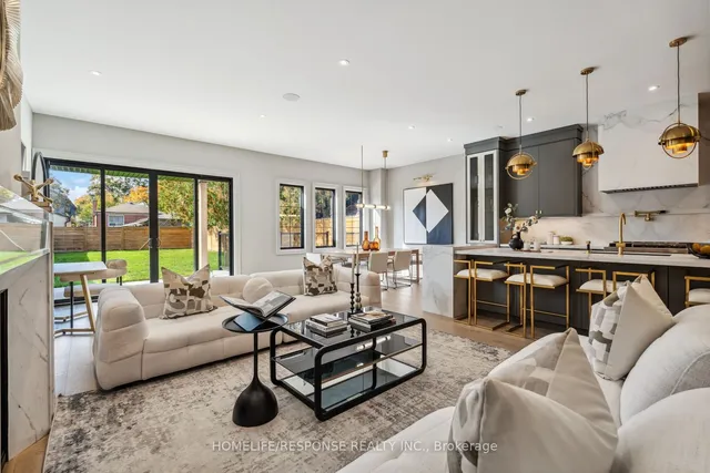 Additional image 7 of 8 MARTIN GROVE Rd