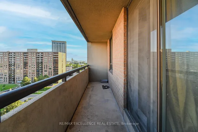 Additional image 36 of 5 Lisa St Unit 1002