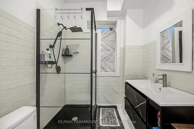 Additional image 29 of 121 Mulock Ave