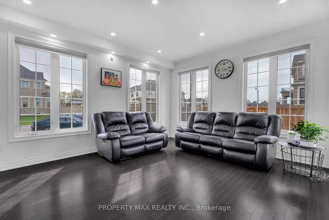 Additional image 17 of 25 Vineyard Dr