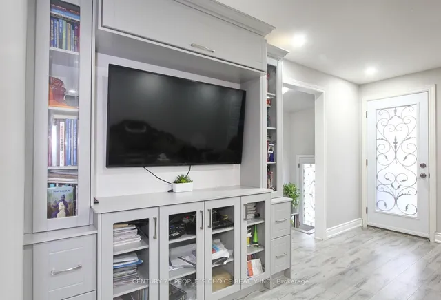 Additional image 14 of 3454 Chipley Cres