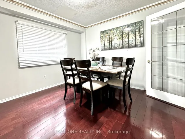 Additional image 6 of 403 Glenashton Dr