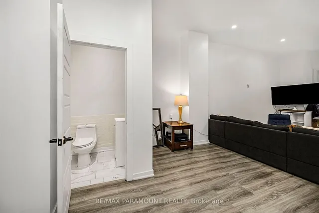 Additional image 10 of 121 Mulock Ave