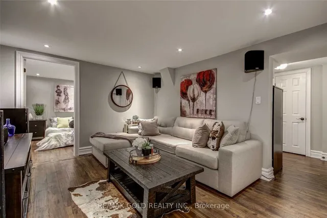 Additional image 32 of 8 Drury Cres