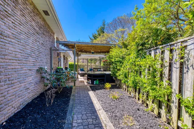 Additional image 25 of 2220 Elmhurst Ave