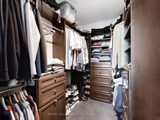 Additional image 10 of 360 PEARL St Unit 1601