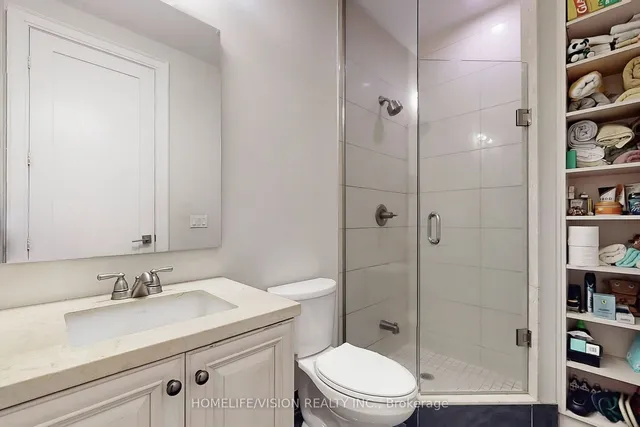 Additional image 23 of 70 Roehampton Ave Unit 2620