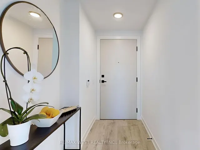 Additional image 7 of 327 King St Unit 3106