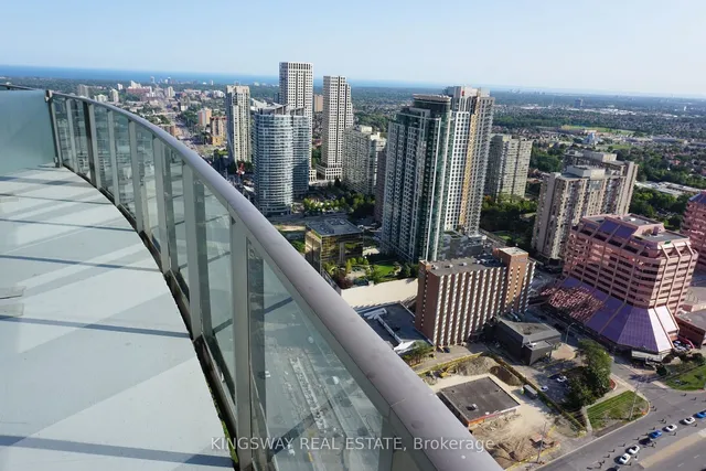 Additional image 36 of 60 Absolute Ave Unit 4004