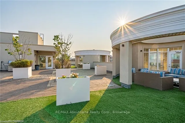 Additional image 25 of 216 OAK PARK Blvd Unit 226