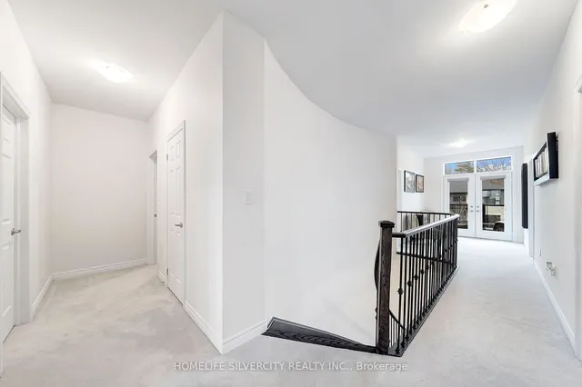 Additional image 11 of 398 Spyglass Green