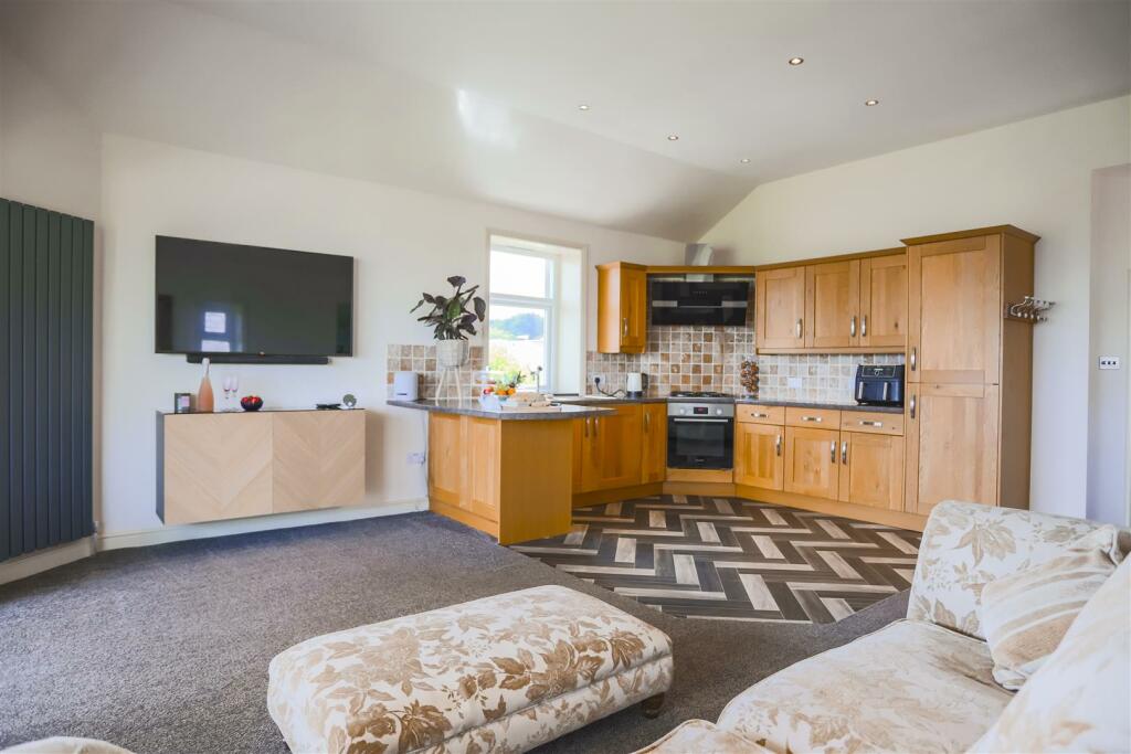 Additional image 26 of Manchester Road, Barnoldswick