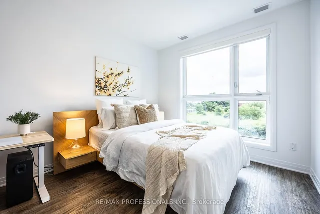 Additional image 14 of 95 Dundas St Unit 118